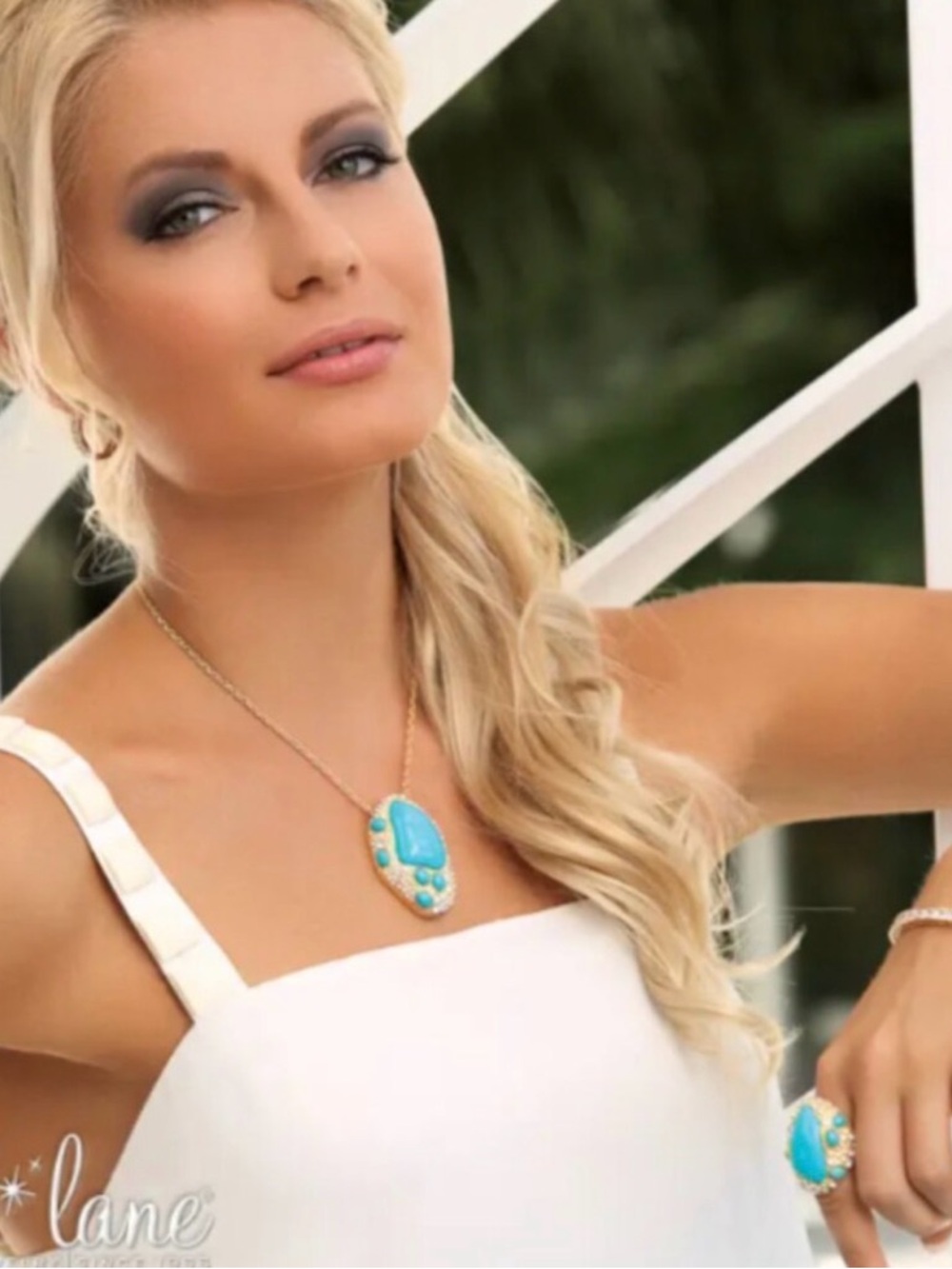 Park Lane Shirley Turquoise Statement Pendant Necklace - Gold & Turquoise